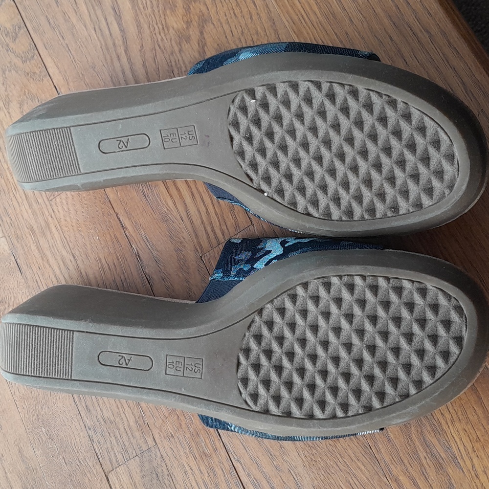 A2 by Aerosoles Heelrest Shoes - Picture 9 of 9